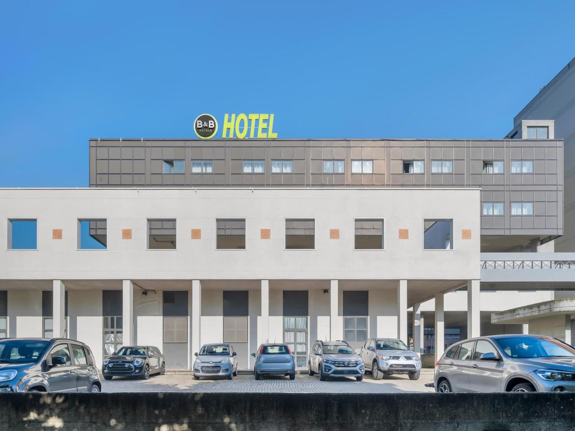B&B Hotel Cremona Exterior photo
